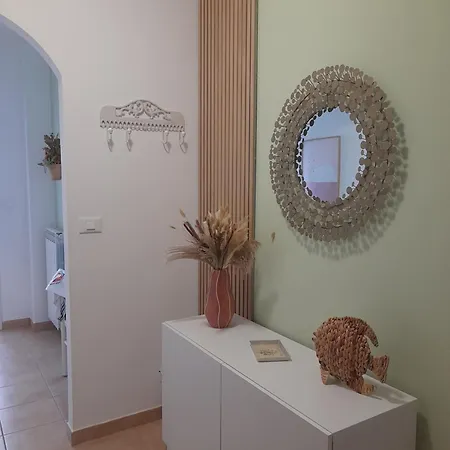 Appartamento Teresa San Bartolomeo Al Mare Exterior foto